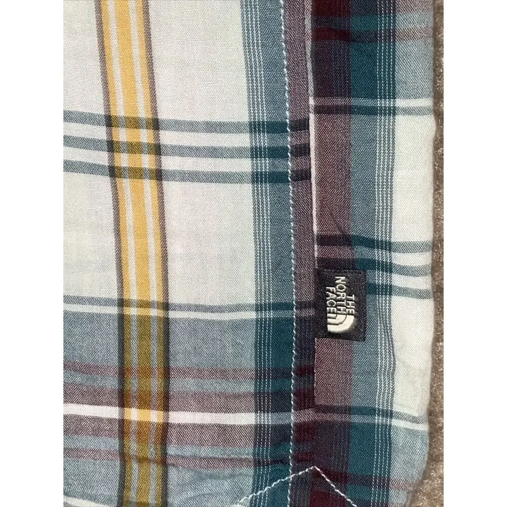 The North Face Plaid Button Down Shirt Mens Size 2XL Short Sleeve Outdoors Light